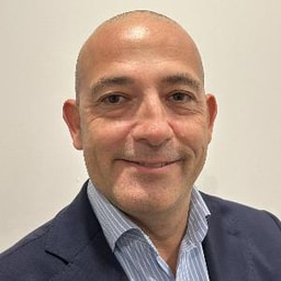 Toni Cabrera